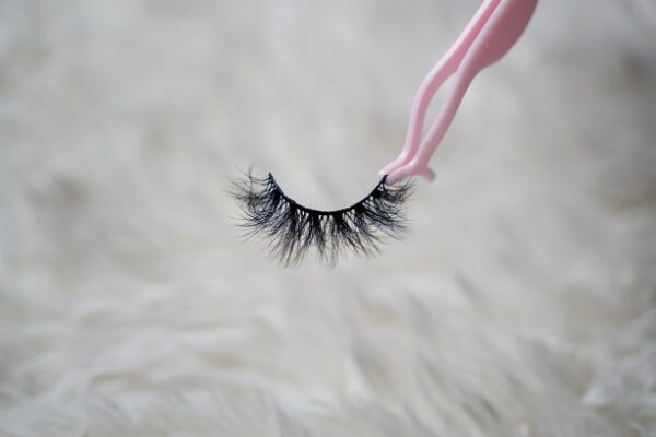 Hot Girl Lashes