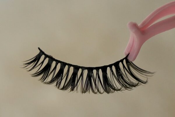 Baby Girl Lashes - Image 3